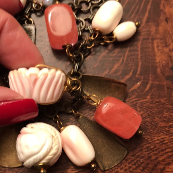 𝗝𝗔𝗡 𝗠𝗜𝗖𝗛𝗔𝗘𝗟𝗦 𝗤𝗨𝗔𝗥𝗧𝗭 & 𝗔𝗡𝗚𝗘𝗟 𝗖𝗢𝗥𝗔𝗟 𝗕𝗥𝗔𝗖𝗘𝗟𝗘𝗧 - Picture 8 of 17